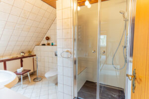 Badezimmer DG